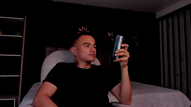 LiamDeep online show from 05/05/26, 08:06