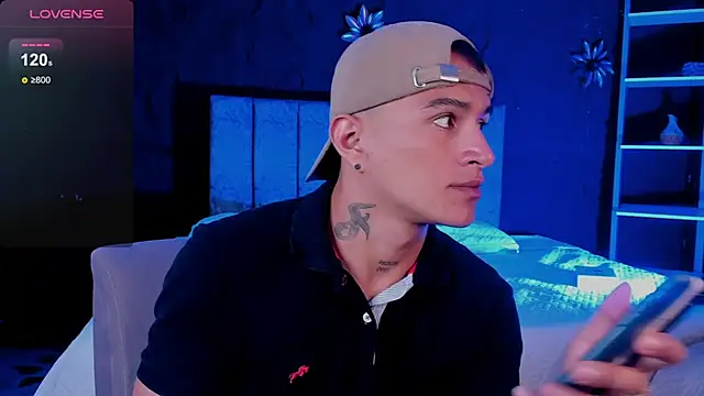 LiamDeep online show from 05/17/26, 08:49