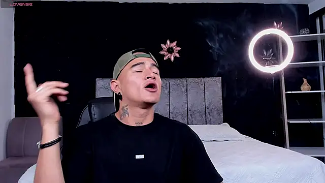 LiamDeep online show from 06/20/26, 08:00