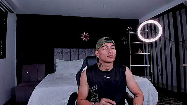 LiamDeep online show from 06/21/26, 08:00
