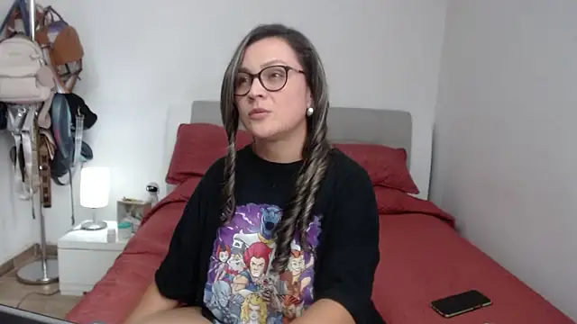 Snapshot of sophie_lopez1 chatting on 03/14/25, 03:04 sophie lopez1 online show from 03/14/25, 03:04