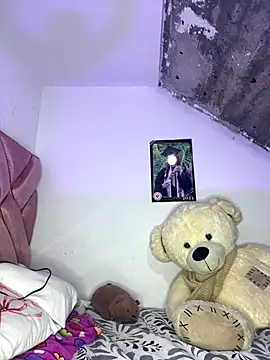 Melody rouxxx online show from 12/16/25, 12:04