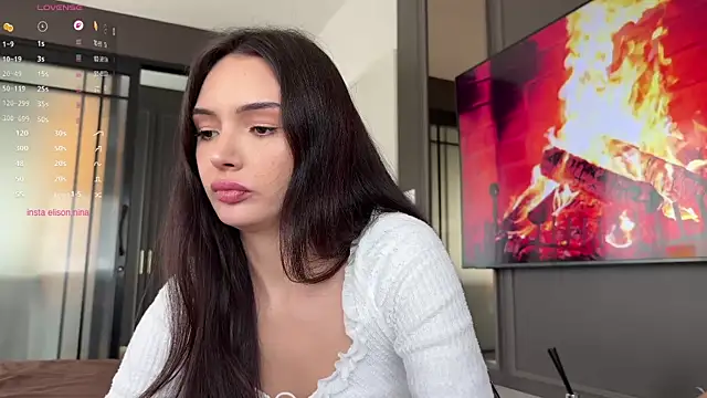Snapshot of elisonni_ chatting on 11/12/25, 08:59 elisonni online show from 11/12/25, 08:59