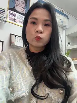 Snapshot of Baby-mmm chatting on 03/06/26, 06:54 Baby-mmm online show from 03/06/26, 06:54