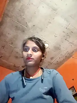 Snapshot of Jyoti_thakurr chatting on 10/26/25, 12:55 Jyoti thakurr online show from 10/26/25, 12:55