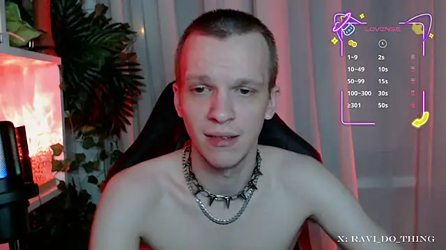 frozen boy online show from 12/14/25, 05:51