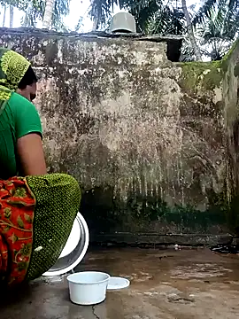 Snapshot of gulapi-gulistan180 chatting on 09/10/25, 06:13 gulapi-gulistan180 online show from 09/10/25, 06:13