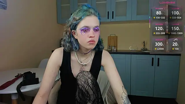 NoelleGothicShadow online show from 01/17/26, 05:56