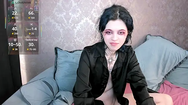 NoelleGothicShadow online show from 04/09/26, 06:19