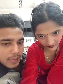 romantic couple1 online show from 11/28/25, 01:08