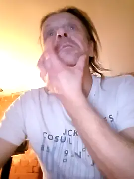 Kuba Gd online show from 11/22/25, 01:04