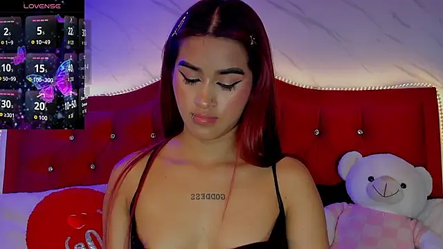 Snapshot of Lizzy_LaBelle chatting on 09/13/25, 09:03 Lizzy LaBelle online show from 09/13/25, 09:03