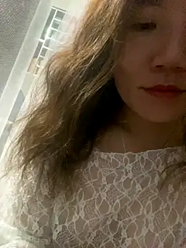 Snapshot of Pyy07 chatting on 10/13/25, 01:00 Pyy07 online show from 10/13/25, 01:00