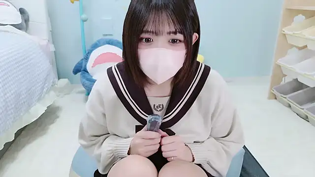 Snapshot of Hinata_Sun chatting on 11/09/25, 10:46 Hinata Sun online show from 11/09/25, 10:46