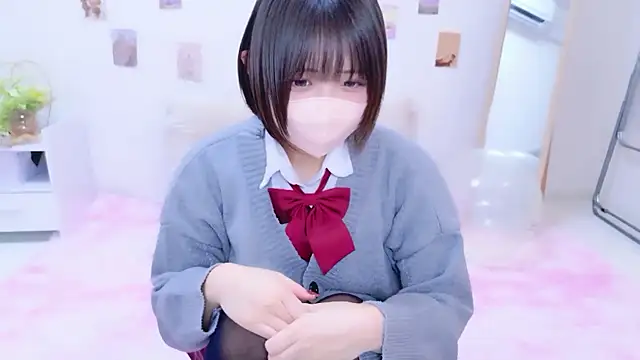 Snapshot of Hinata_Sun chatting on 12/03/25, 01:31 Hinata Sun online show from 12/03/25, 01:31