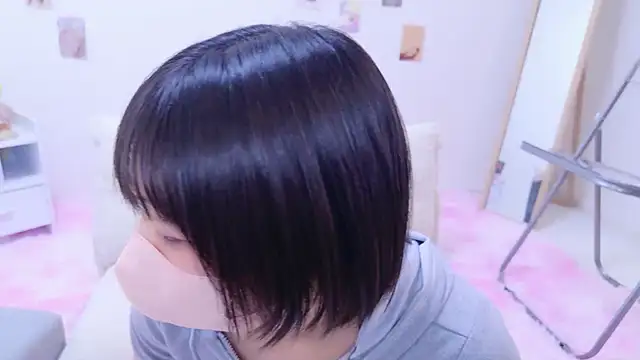 Snapshot of Hinata_Sun chatting on 12/13/25, 10:15 Hinata Sun online show from 12/13/25, 10:15