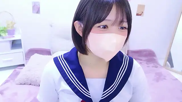 Hinata Sun online show from 06/05/26, 11:38