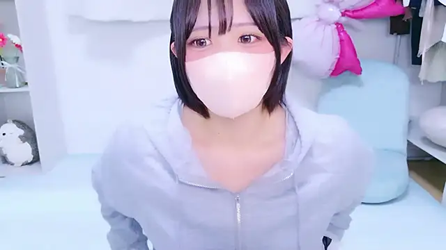 Hinata Sun online show from 06/24/26, 11:53