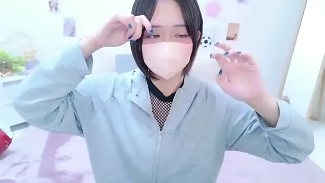 Hinata Sun online show from 06/27/26, 12:22