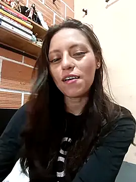 Snapshot of Lahila_ chatting on 03/15/26, 06:47 Lahila online show from 03/15/26, 06:47