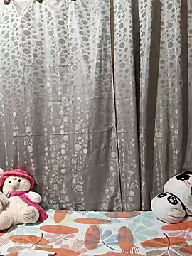 Snapshot of Lahila_ chatting on 03/24/26, 02:44 Lahila online show from 03/24/26, 02:44