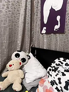 Lahila  online show from 05/09/26, 03:23