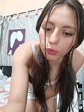 Lahila  online show from 05/18/26, 02:45