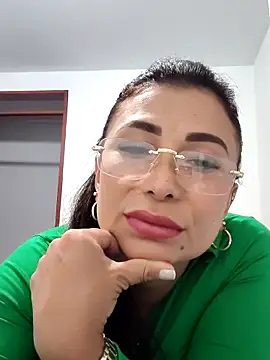 mia mancinii online show from 03/28/26, 04:23