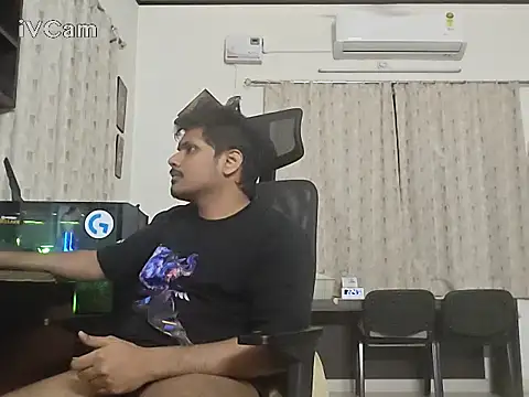 Snapshot of Bakasur_19 chatting on 01/08/26, 08:55 Bakasur 19 online show from 01/08/26, 08:55