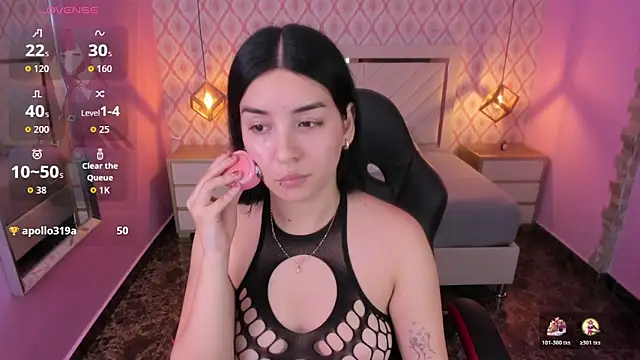 CHRISTY TEIGEN4 online show from 11/07/25, 07:36