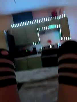 Snapshot of littiekitty chatting on 10/11/25, 03:10 littiekitty online show from 10/11/25, 03:10