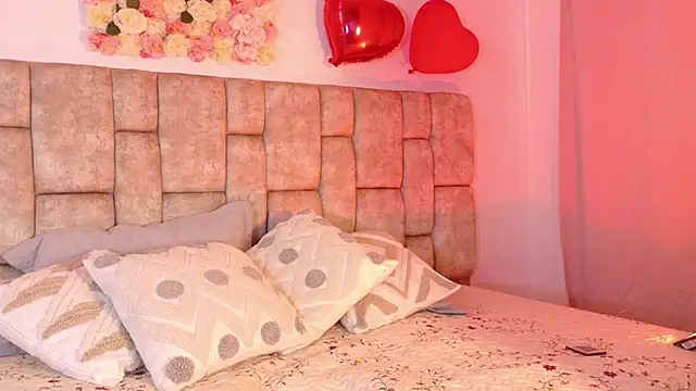 Kitty Rose   online show from 09/25/25, 12:31