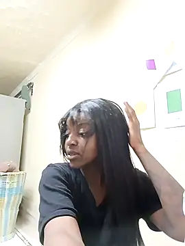 Snapshot of Himissnoire chatting on 03/17/26, 06:22 Himissnoire online show from 03/17/26, 06:22