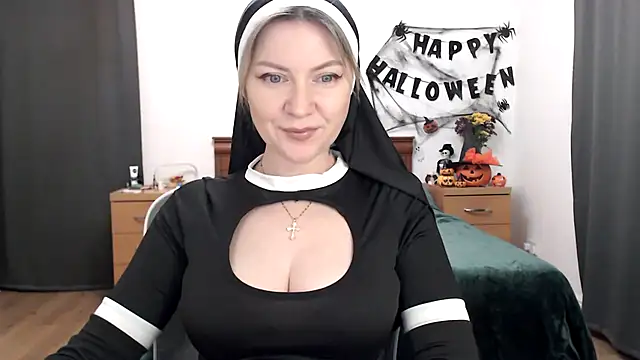 Snapshot of ParadiseAlina chatting on 10/31/25, 09:05 ParadiseAlina online show from 10/31/25, 09:05