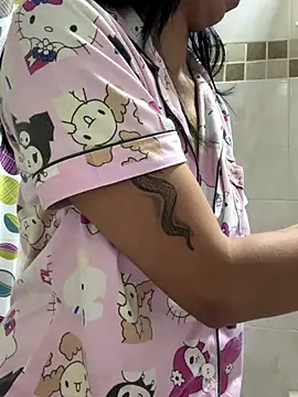 Clawd hot online show from 12/17/25, 01:39