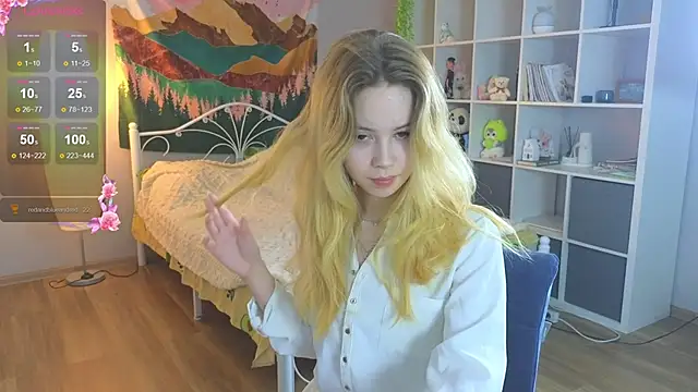 Snapshot of Wendy_Cutie chatting on 09/13/25, 04:29 Wendy Cutie online show from 09/13/25, 04:29