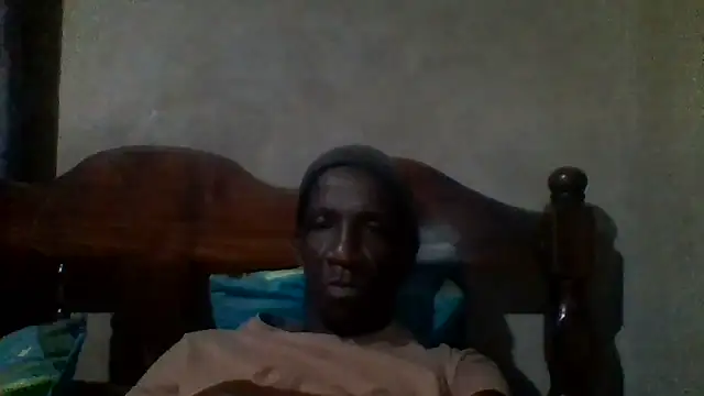 Snapshot of longdickson12345 chatting on 05/28/26, 01:14 longdickson12345 online show from 05/28/26, 01:14