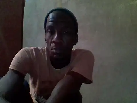 Snapshot of longdickson12345 chatting on 06/20/26, 06:05 longdickson12345 online show from 06/20/26, 06:05