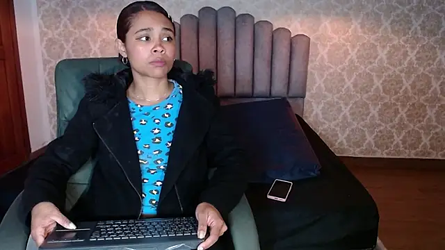 Kristall 06 online show from 10/01/25, 02:39