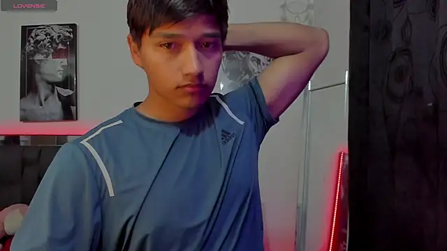 Snapshot of mateo-Esposito chatting on 11/04/25, 01:05 mateo-Esposito online show from 11/04/25, 01:05