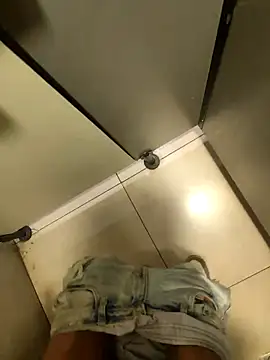 biswasb900 online show from 10/01/25, 11:44