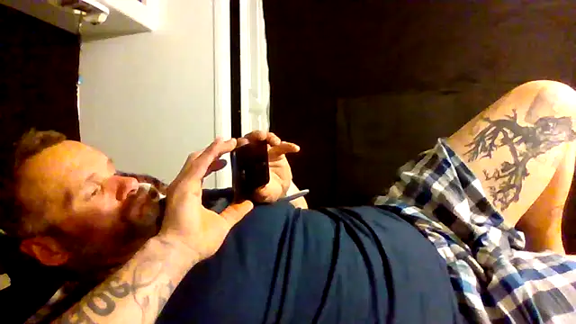 Snapshot of Cum515088 chatting on 04/18/26, 08:51 Cum515088 online show from 04/18/26, 08:51