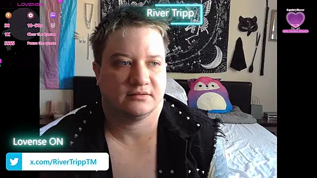 Snapshot of RiverTripp chatting on 05/25/26, 10:05 RiverTripp online show from 05/25/26, 10:05