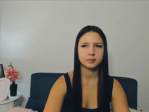 TaliaAdorable online show from 10/03/25, 06:21