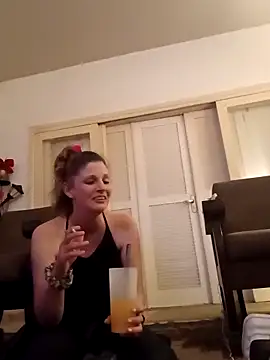 Marizoka online show from 12/05/25, 04:54