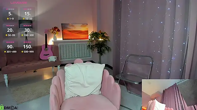 Snapshot of CherryLexi_ chatting on 10/07/25, 11:57 CherryLexi online show from 10/07/25, 11:57