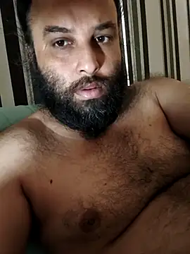 Hothunkdelhi online show from 10/28/25, 02:37