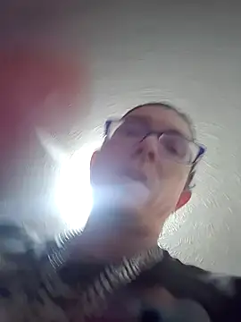 Eyelisss online show from 11/28/25, 07:27