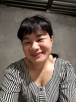 Snapshot of kute-00 chatting on 10/01/25, 10:05 kute-00 online show from 10/01/25, 10:05