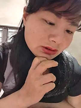 kute-00 online show from 11/21/25, 03:00